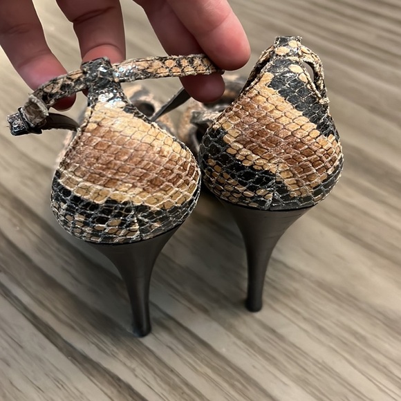 STAURT WEITZMAN PYTHON SLINGBACK HEELS 8 - Picture 6 of 16